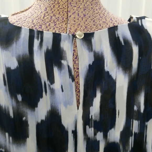 Jennifer Lopez Printed Hi low Top - Picture 6 of 9